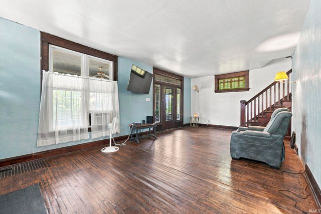 1202 E Wayne Street, Fort Wayne, IN 46803