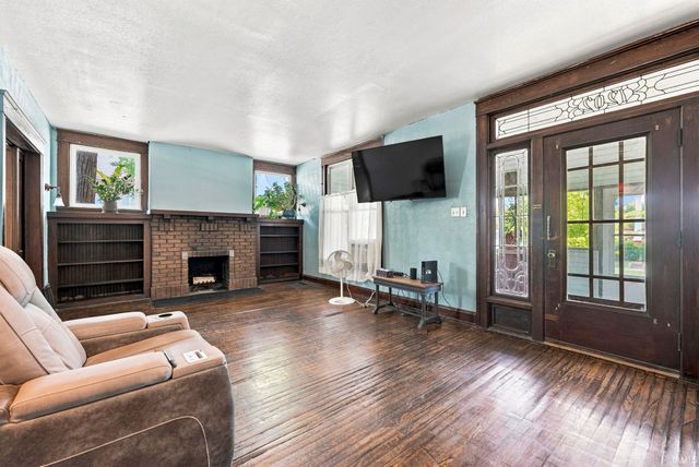 1202 E Wayne Street, Fort Wayne, IN 46803