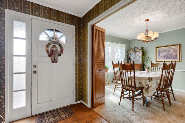 14 Scotsmeadow, Gainesville, TX 76240
