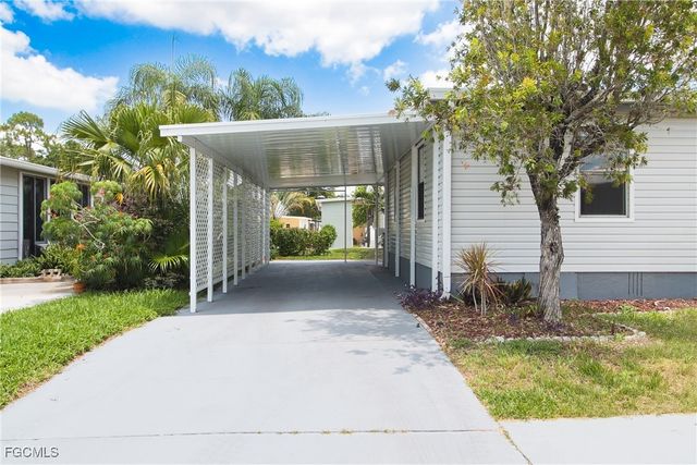 5370 Countryfield CIR, Fort Myers, FL 33905