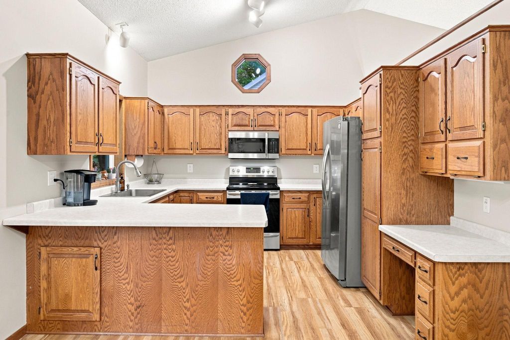 14631 Meadowood Drive, Savage, MN 55378 — photo 5
