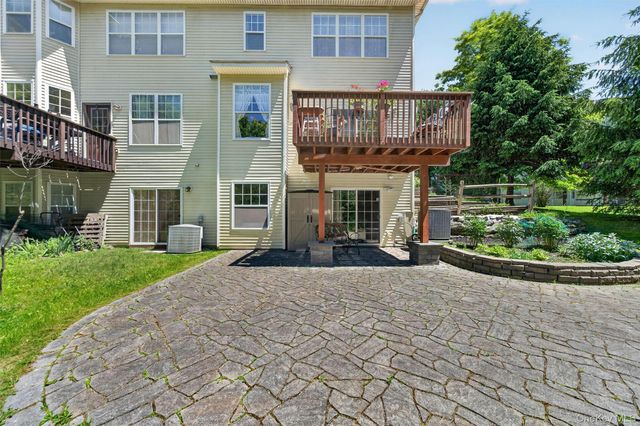 29 Avoncroft Lane, Middletown, NY 10940