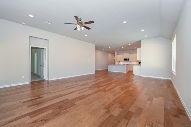 25614 Pinyon Hill Trail, Tomball, TX 77375