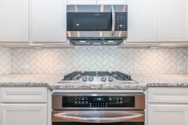 25614 Pinyon Hill Trail, Tomball, TX 77375