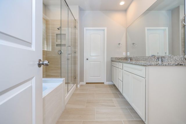 25614 Pinyon Hill Trail, Tomball, TX 77375
