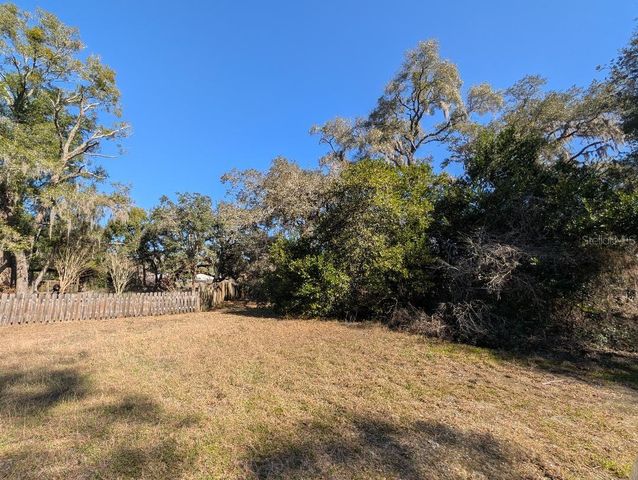 0 GLADIOLA COURT, Dade City, FL 33523