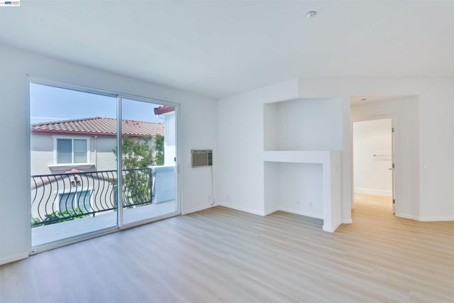 35520 Monterra Terrace 302, Union City, CA 94587