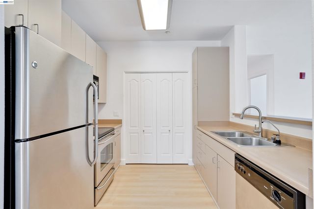 35520 Monterra Terrace 302, Union City, CA 94587
