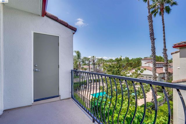 35520 Monterra Terrace 302, Union City, CA 94587