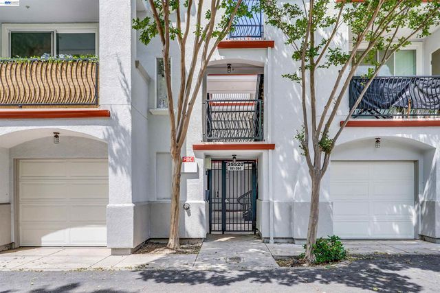 35520 Monterra Terrace 302, Union City, CA 94587