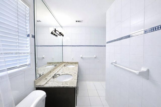 21970 SW 97th Ct, Cutler Bay, FL 33190