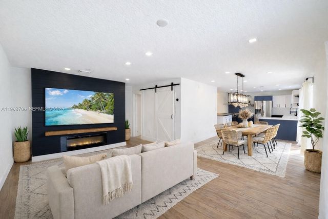 21970 SW 97th Ct, Cutler Bay, FL 33190