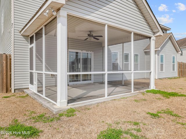 418 Oldtowne Street, Jacksonville, NC 28546