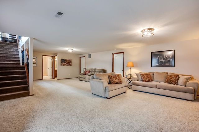 2110 N Newberry, Derby, KS 67037