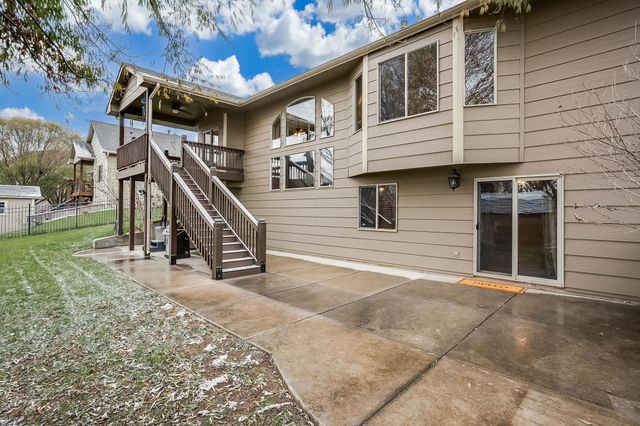 2110 N Newberry, Derby, KS 67037