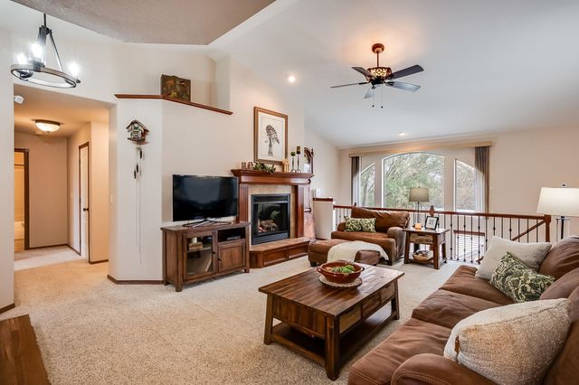 2110 N Newberry, Derby, KS 67037