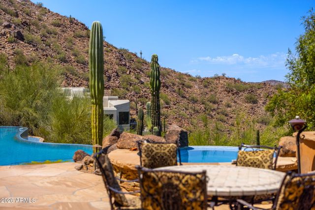 5802 E CHOLLA Lane, Paradise Valley, AZ 85253