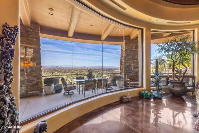 5802 E CHOLLA Lane, Paradise Valley, AZ 85253