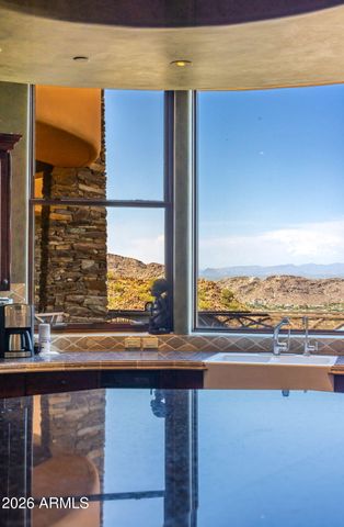 5802 E CHOLLA Lane, Paradise Valley, AZ 85253