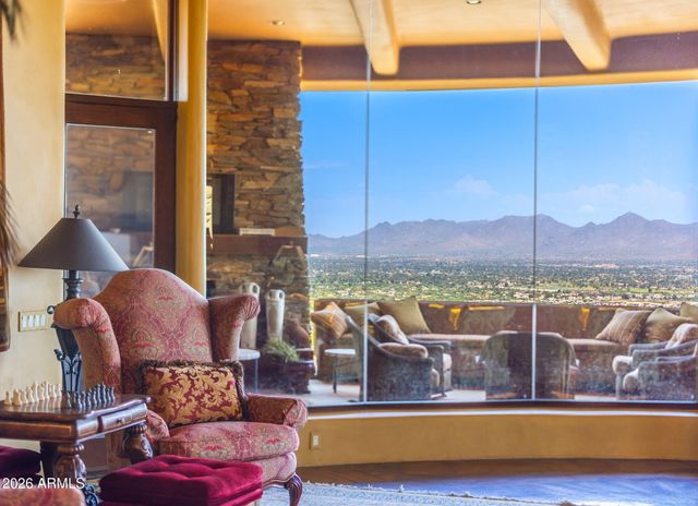 5802 E CHOLLA Lane, Paradise Valley, AZ 85253