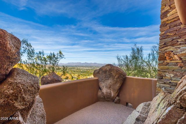 5802 E CHOLLA Lane, Paradise Valley, AZ 85253