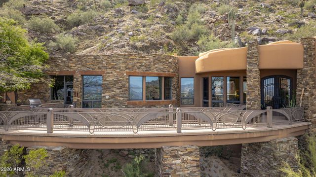5802 E CHOLLA Lane, Paradise Valley, AZ 85253