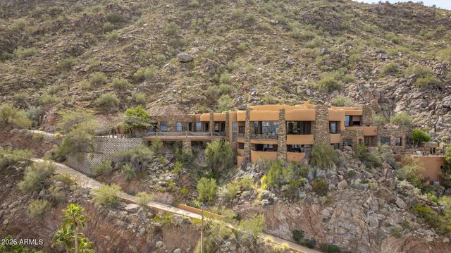 5802 E CHOLLA Lane, Paradise Valley, AZ 85253