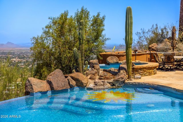 5802 E CHOLLA Lane, Paradise Valley, AZ 85253