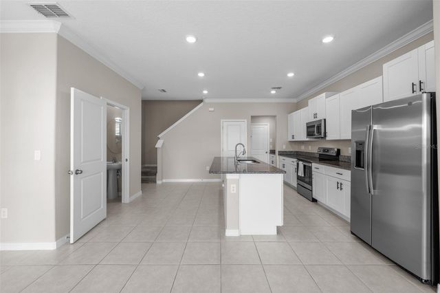 31615 BLUE PASSING LOOP, Wesley Chapel, FL 33545