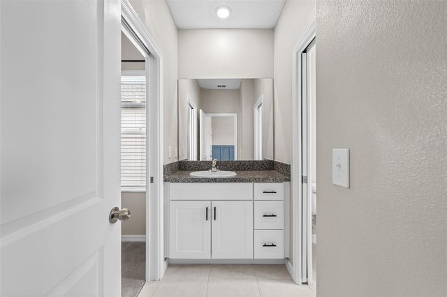 31615 BLUE PASSING LOOP, Wesley Chapel, FL 33545