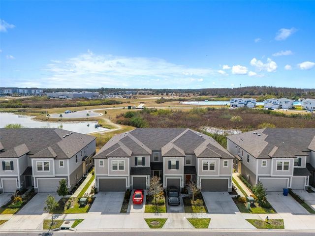 31615 BLUE PASSING LOOP, Wesley Chapel, FL 33545