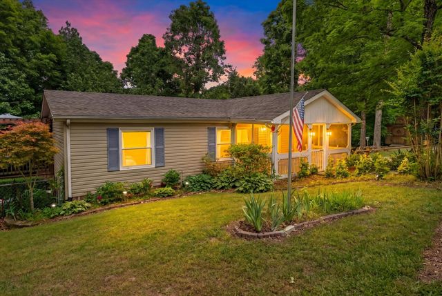 479 Leatherwood Lake Rd, Stewart, TN 37175