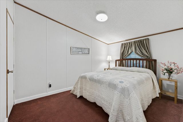 479 Leatherwood Lake Rd, Stewart, TN 37175