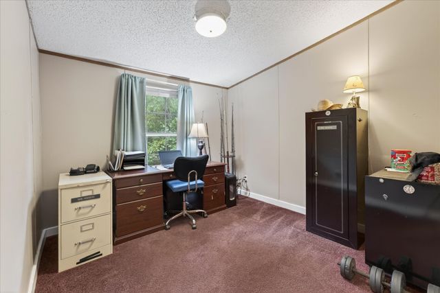 479 Leatherwood Lake Rd, Stewart, TN 37175