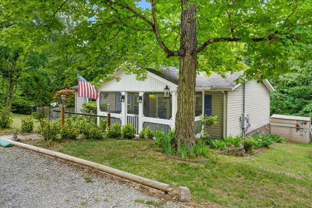 479 Leatherwood Lake Rd, Stewart, TN 37175