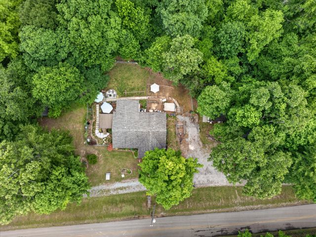 479 Leatherwood Lake Rd, Stewart, TN 37175