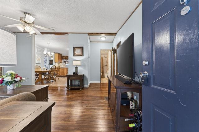 479 Leatherwood Lake Rd, Stewart, TN 37175