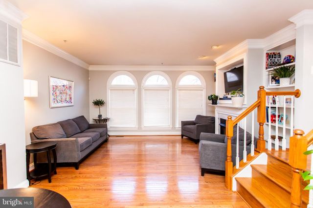 428 JOHN CARLYLE ST, Alexandria, VA 22314