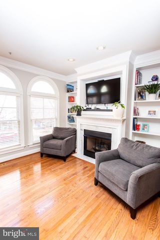 428 JOHN CARLYLE ST, Alexandria, VA 22314