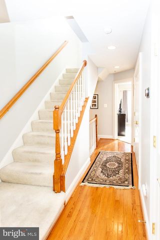 428 JOHN CARLYLE ST, Alexandria, VA 22314