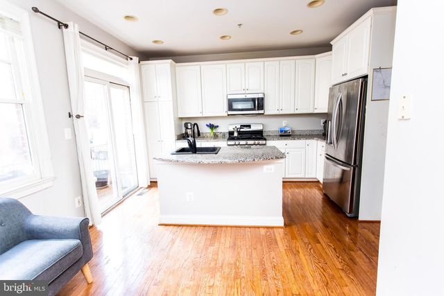 428 JOHN CARLYLE ST, Alexandria, VA 22314