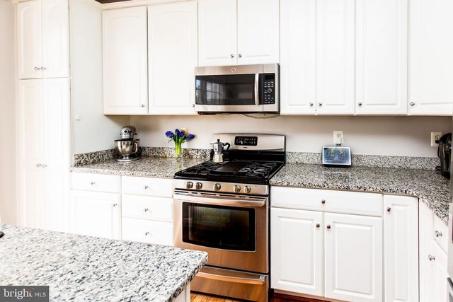 428 JOHN CARLYLE ST, Alexandria, VA 22314