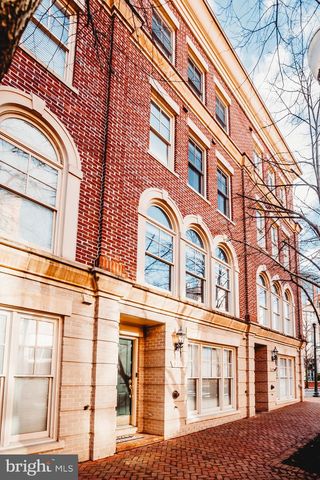 428 JOHN CARLYLE ST, Alexandria, VA 22314