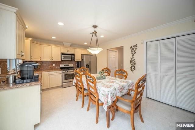 137A E Edsall Boulevard, Palisades Park, NJ 07650