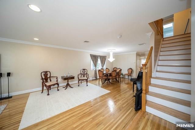 137A E Edsall Boulevard, Palisades Park, NJ 07650