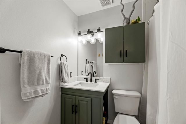 5343 Richmond Avenue 30, Houston, TX 77056