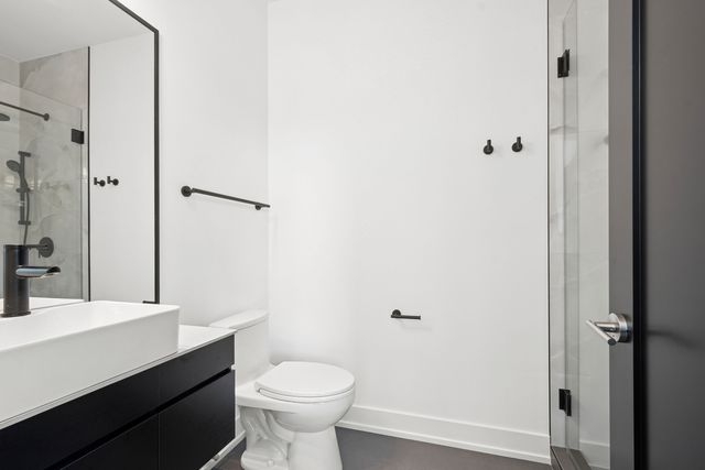 9214 N Washington Street, Niles, IL 60714