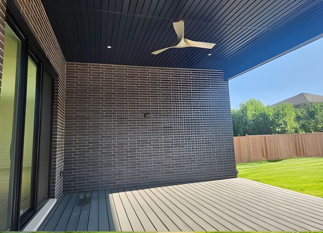 9214 N Washington Street, Niles, IL 60714