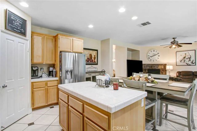 14571 Hummingbird, Victorville, CA 92394