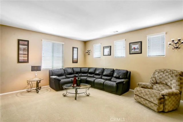 14571 Hummingbird, Victorville, CA 92394
